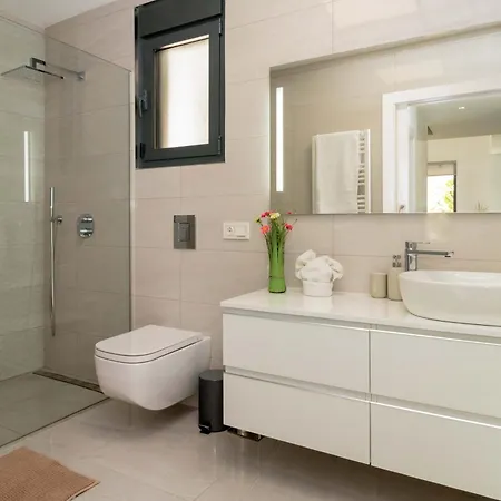 Luxury With Private Pool & Solarium Rojales