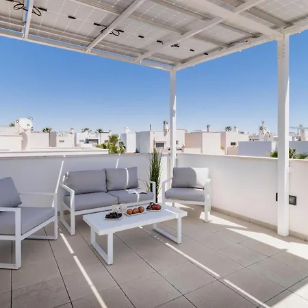 Luxury With Private Pool & Solarium Villa